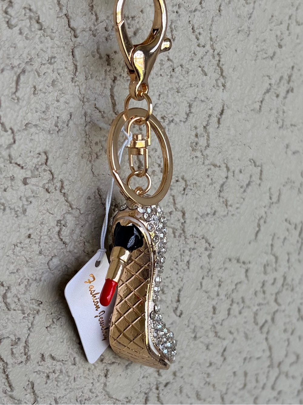 Bougie Gold Crystal High Heel Keychain with Red Lipstick Accent - Picture 3 of 9